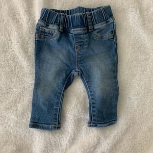 Baby Gap Jeggings size 0-3M